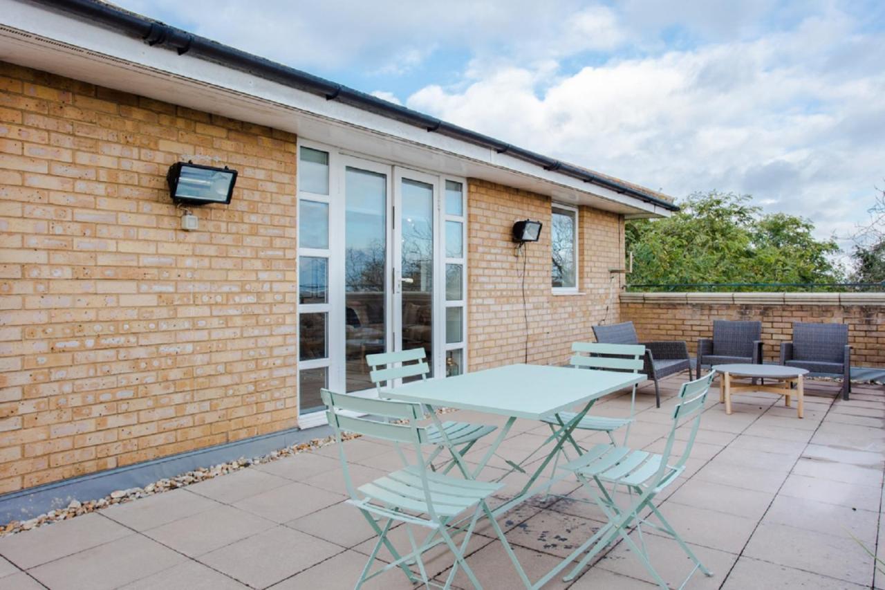 The Sparkford Gardens - Lovely 2Bdr With Balcony Londen Buitenkant foto