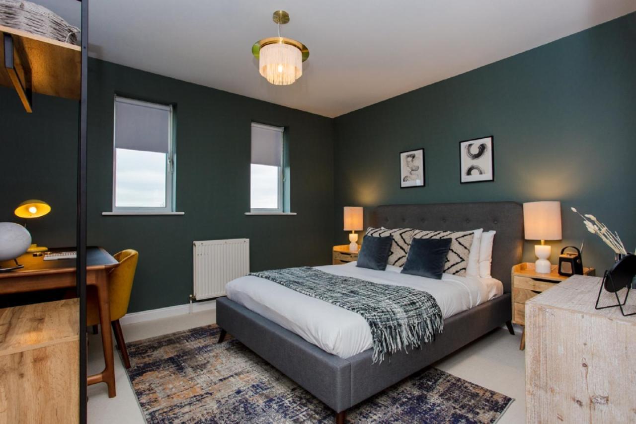 The Sparkford Gardens - Lovely 2Bdr With Balcony Londen Buitenkant foto