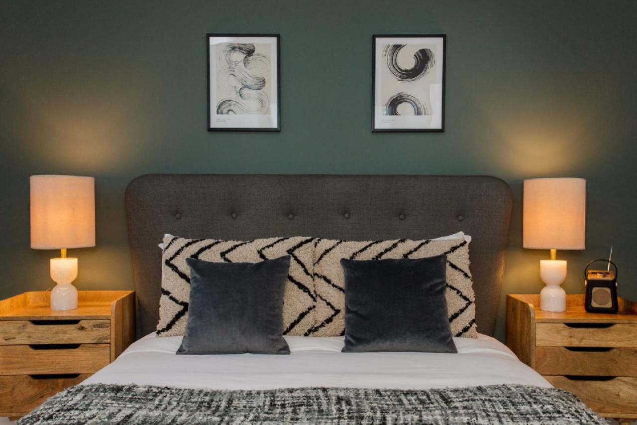 The Sparkford Gardens - Lovely 2Bdr With Balcony Londen Buitenkant foto