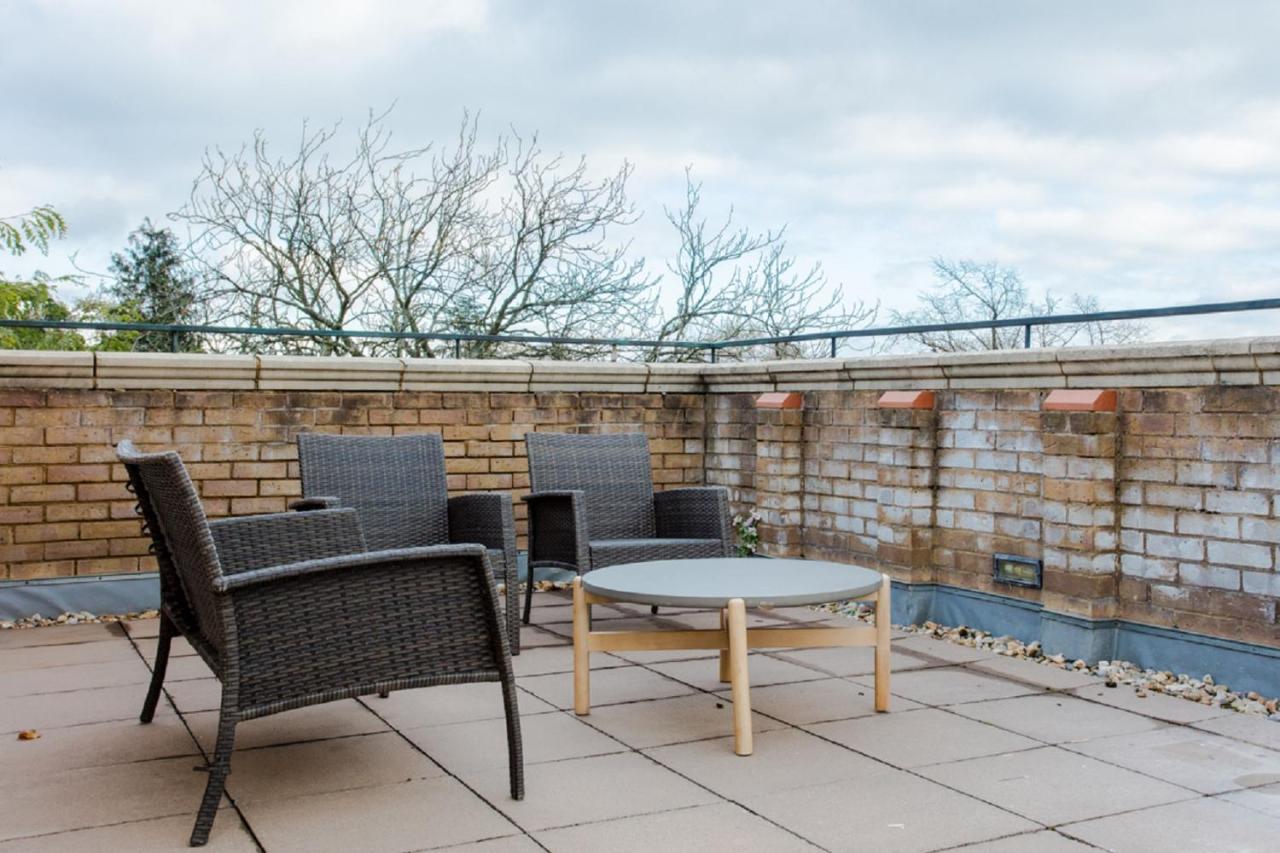 The Sparkford Gardens - Lovely 2Bdr With Balcony Londen Buitenkant foto