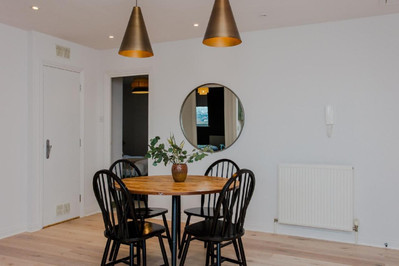The Sparkford Gardens - Lovely 2Bdr With Balcony Londen Buitenkant foto