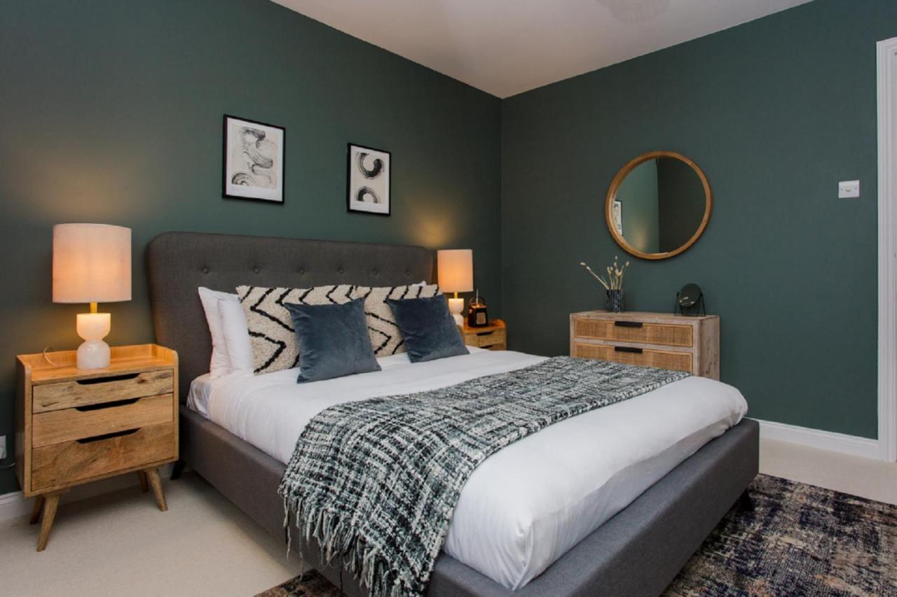 The Sparkford Gardens - Lovely 2Bdr With Balcony Londen Buitenkant foto
